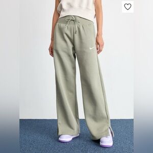 Nike Sportswear
PANT WIDE - Tracksuit bottoms